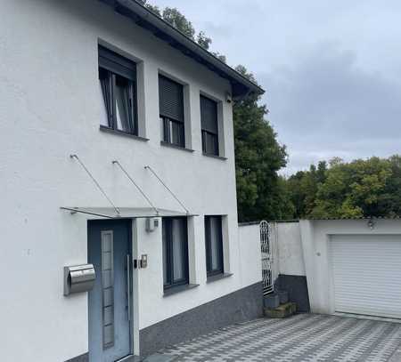 Modernisiertes Einfamilienhaus in guter Lage in Aachen - Friesenrath