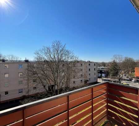 Wunderschöne Wohnung mit Balkon.