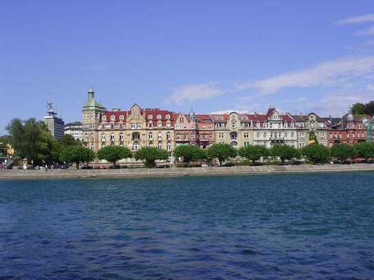 Attraktive Altbauwohnung mit Balkon in Top-Lage nahe der Seepromenade