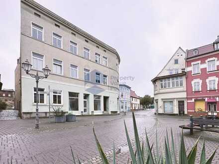 Ladeneinheit im Zentrum (Rathausplatz und Marktplatz) - teilbare Fläche