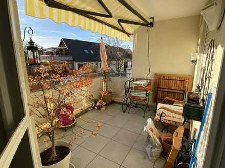 In Ballrechten-Dottingen: Gepflegte Wohnung mit zwei Zimmern und Balkon