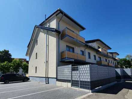 Geräumige 2,5-Zimmer-Wohnung mit 2 Balkonen in Osthofen
