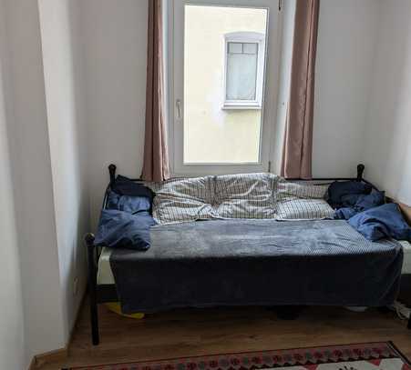 Exklusive, modernisierte 2,5-Zimmer-Wohnung mit gehobener Innenausstattung in Nürnberg