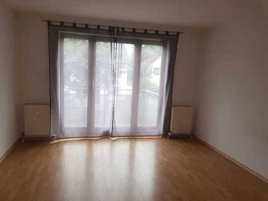 Schöne helle 1-Zimmer Wohnung in ruhiger Wohngegend