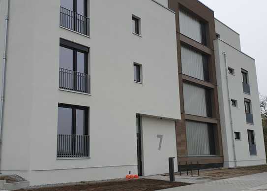 Neubau: exklusive 3-Zimmer-Wohnung mit Balkon in Berlin-Grünau