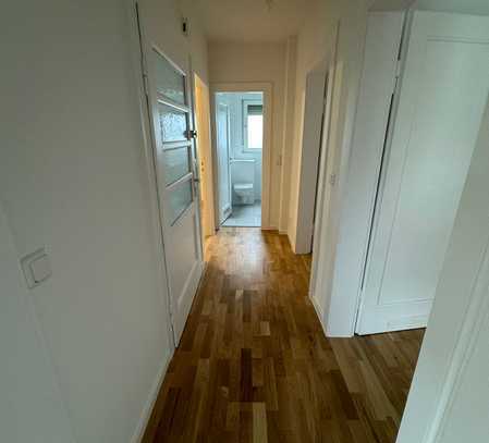 Neu Sanierte 3-Zimmer-Wohnung mit Balkon in Friedberg (Hessen)