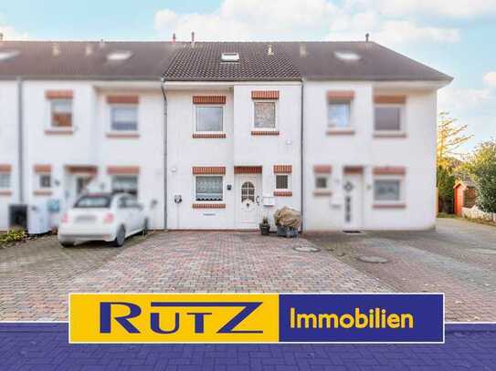 Delmenhorst-Bungerhof| Modernes Reihenmittelhaus mit Garten und neuem Duschbad.