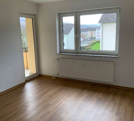 Helle 3-Zimmer Wohnung mit Balkon zu vermieten