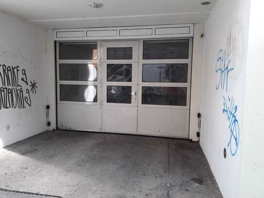 Vermietung einer Duplex-Garage (unten)