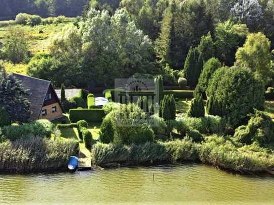 Traumhaftes Wassergrundstück mit Steg & Weitblick – Freizeitgrundstück mit Bungalow bei Zehdenick !