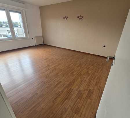 2 Zimmer Wohnung mit EBK in Pforzheim