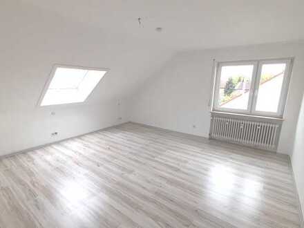 Raunheim, helle 3-Zimmer-Wohnung (5 Gehminuten zur S-Bahn)