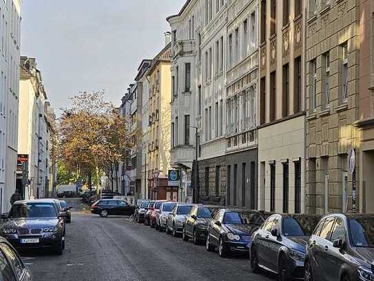 Bezugsfrei, Köln-Kalk, Ruhiglage, 2 Zi, 52 m², Sonnenterrasse, EBK, Privatverkauf.