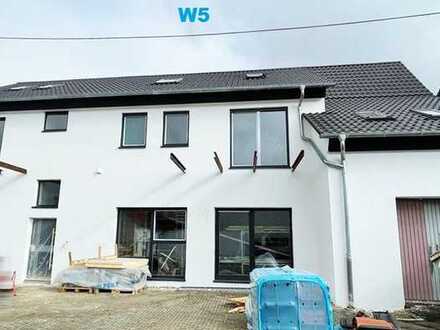 *Erstbezug* wunderschöne 3 Zimmer- Dachgeschosswohnung