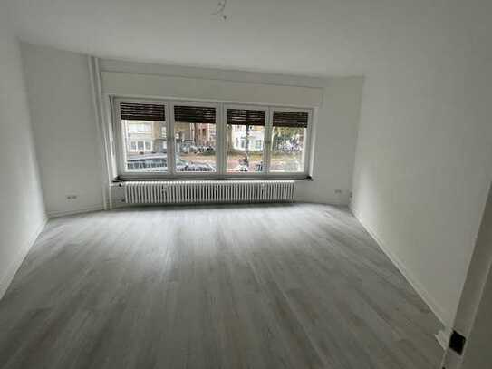 *Top renovierte 2-Raum-Wohnung in zentraler Wohnlage* Trendviertel* Schinkelstraße