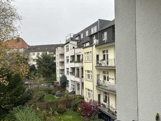 große und helle 4-Zimmerwohnung in Rüttenscheid