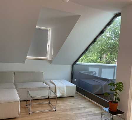 Schöne, ruhige 2,5-Zimmer-Terrassenwohnung mit Balkon und EBK in Halle (Saale)