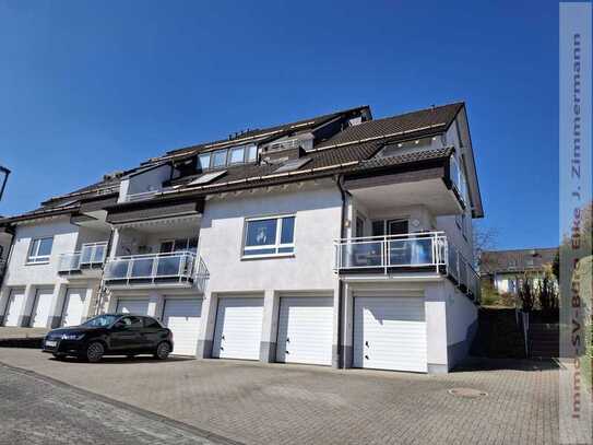 stylische Single - DG-Wohnung mit EBK - sofort frei