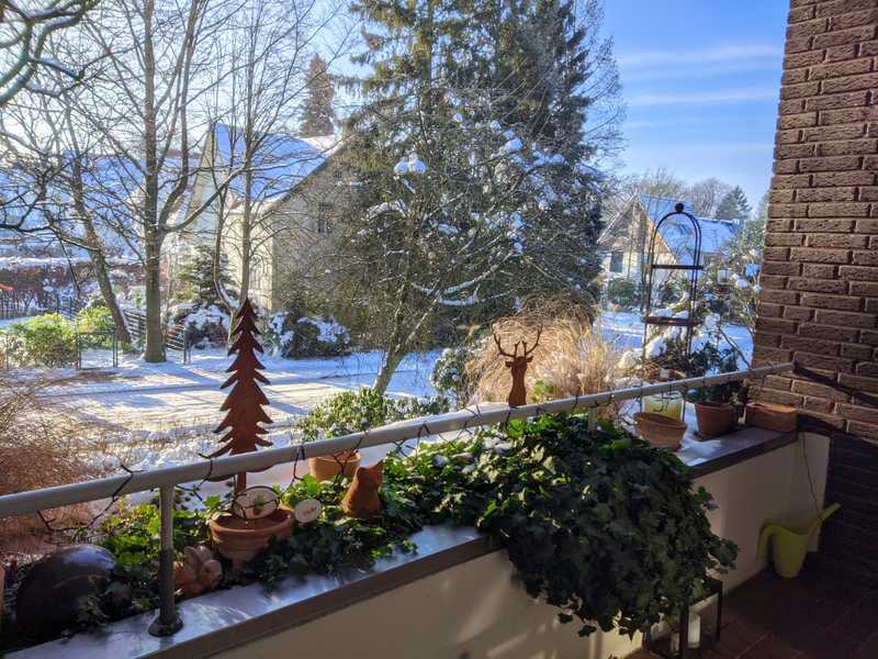 FITNESS FIRST im WEG eigenen Schwimmbad + Sauna + Tischtennisraum + Kinderspielzimmer + BALKON