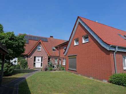 Vielfältiges Wohnen + Lebensfreude = 2-Familienhaus der 1.000 Möglichkeiten in *Coesfeld*
