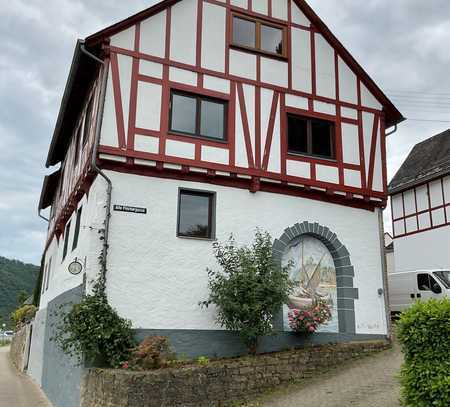 Haus mit Geschichte sucht Denkmal Liebhaber