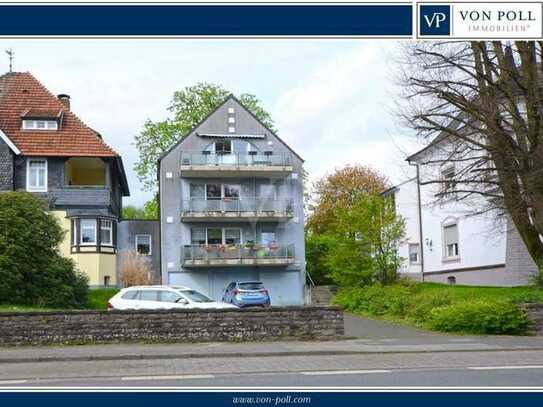 Charmante Dachgeschosswohnung mit Balkon