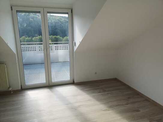 Schöne 3,5-Zimmer-Wohnung in Pielenhofen mit Blick auf die Naab