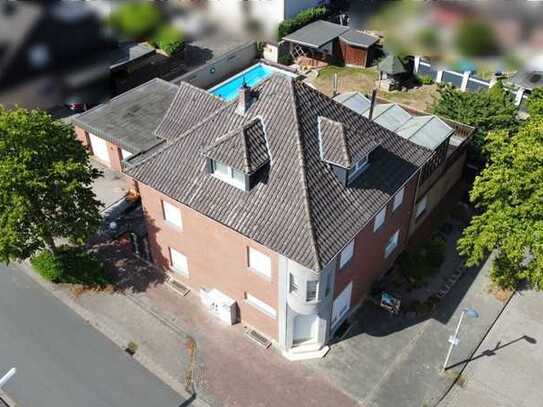 *Sie brauchen viel Platz!?*
Wohnhaus mit großem Raumprogramm (Einliegerwohnung)
in Rheine-Königses