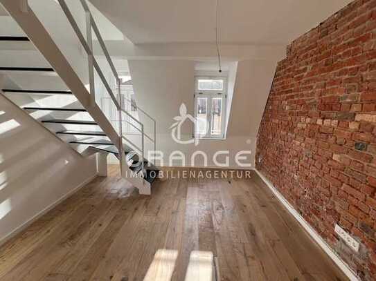 ***Erstbezug - Charmante Maisonette-Wohnung mit Einbauküche & 75qm Grundfläche***