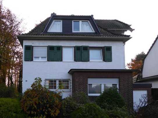 Freistehendes 2 Familienhaus in beliebter, ruhiger Grünlage am Revierpark Vonderort