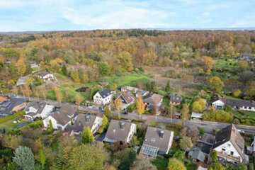 Wohnen im Grünen, unweit der Ostsee: Schönes Einfamilienhaus mit Einliegerwohnung in Klingberg