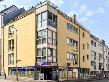 Eckladenlokal im Zentrum von Opladen * 158 m² Gewerbefläche * Granitboden * 13 Meter Schaufenster