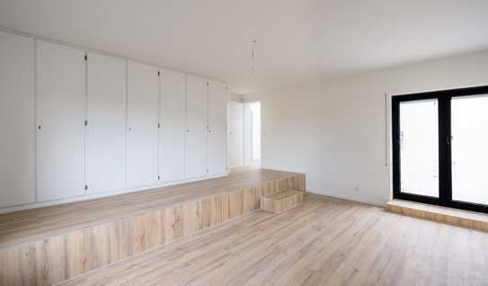 Frisch sanierte 3 Zimmer Dachgeschosswohnung mit Dachterrasse in Zündorf