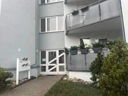 Exklusive, vollständig renovierte 2-Zimmer-Wohnung mit Balkon in Eppingen