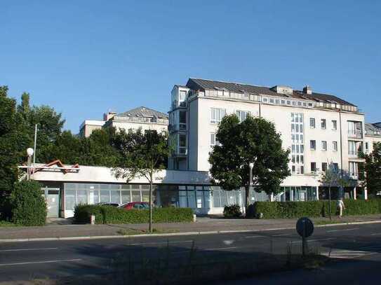 Tiefgaragenstellplatz zu vermieten