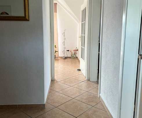 Helle 4-Zimmer-Dachgeschosswohnung in ruhiger Lage von Sundern