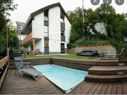 Einfamilienhaus in einer der besten Lagen Marburgs | ca. 662m² Grund | ca. 315m² WNFL | Südhanglage