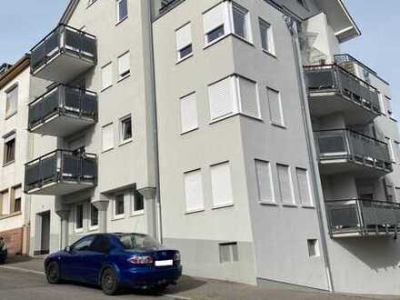 Sonniges Apartment in Pforzheim mit 32qm, 1 Zimmer mit Tiefgaragenstellplatz