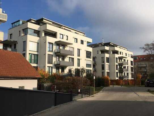 Stilvolle, gepflegte 3-Zimmer-Wohnung mit Westbalkon in Augsburg