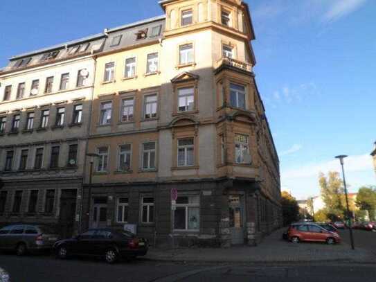 Wir sanieren großzügige 1-Raum-Wohnung im Altbau!