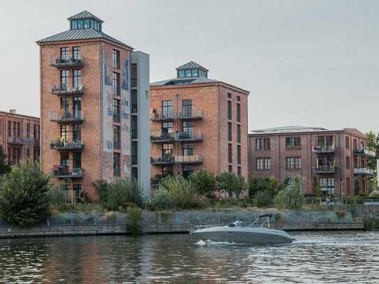 Traumhaftes Loft am Ufer der Spree