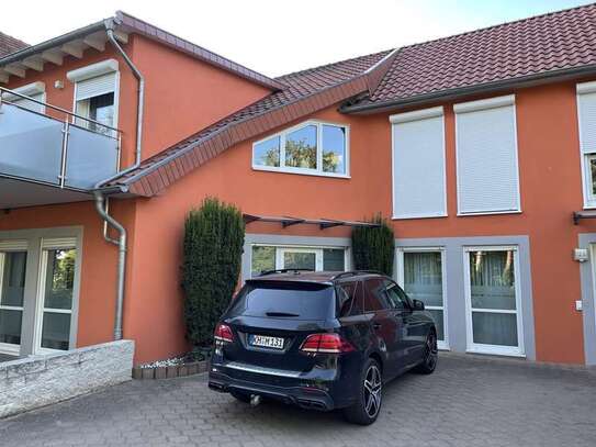 Neuwertige 3-Raum-Wohnung mit Balkon und Einbauküche in Bad Kreuznach - Ippesheim