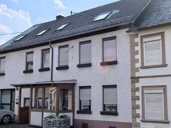 Einfamilienhaus in Longkamp zu verkaufen.