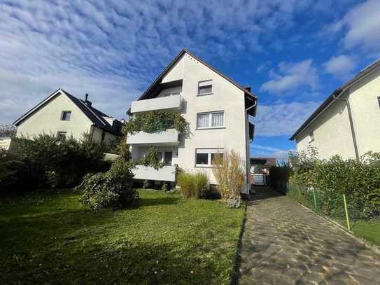 3-Familien-Haus mit 6 Garagen mit großzügigem Grundstück als Kapitalanlage