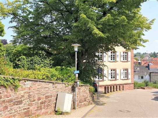 GRUNDSTÜCK FÜR EIN GROßES EINFAMILIENHAUS (ca. 180 m²) ODER FÜR 2 DOPPELHAUSHÄLFTEN MIT BAUGENEHM.
