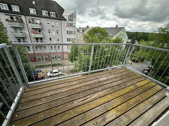 3. OG mit Lift / behindertengerechtes Bad mit Dusche / Balkon / u.v.m.