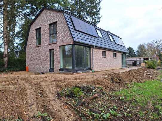 Moderne und energieeffiziente Doppelhaushälfte inkl. Keller in beliebter, ruhiger Wohngegend