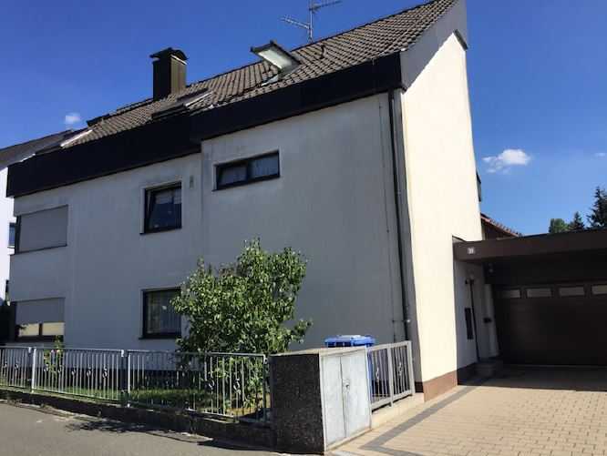                                                               Helle 3-Zimmer Dachgeschoss-Wohnung in N&uuml;rnberg-Kornburg                                                       in Kornburg (Nürnberg)