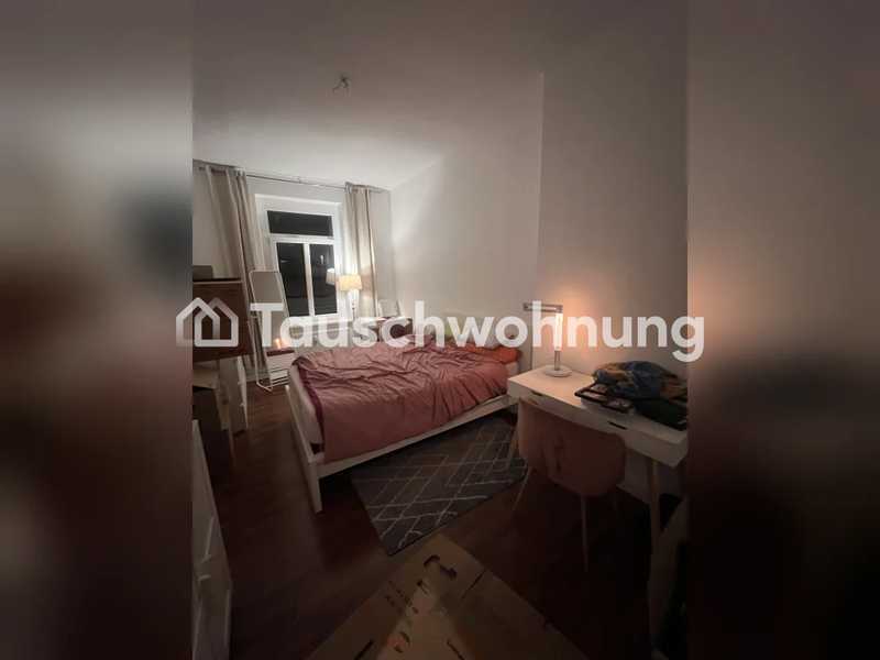 Tauschwohnung: 2 Zimmer Altbau Nähe Samariterviertel mit kleinem Balkon