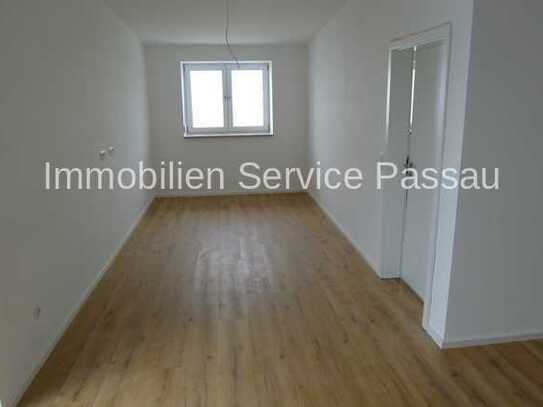 2-Zimmer-Wohnung in Tittling-Enzersdorf mit Balkon.